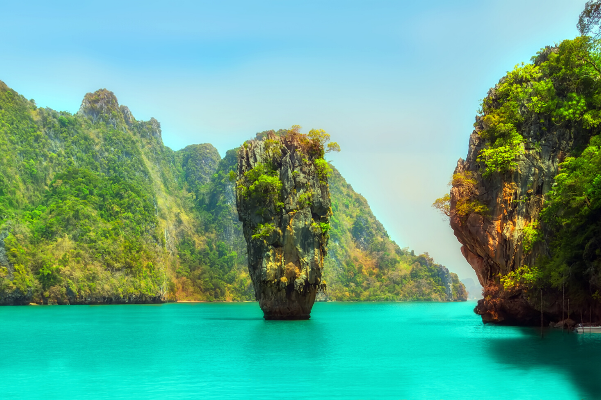 james bond island in thailand a limestone rock in the middle of the sea which seems to defy gravity with a thin base and wide top