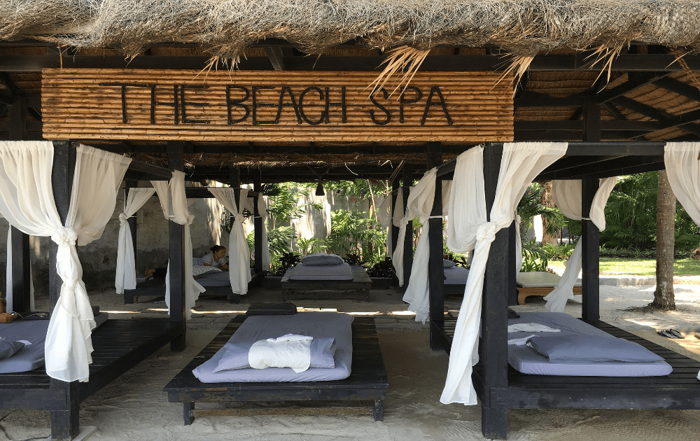 Camas de masaje en el Beach Spa