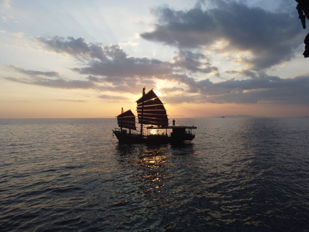 big boat sunset tour in krabi thailand